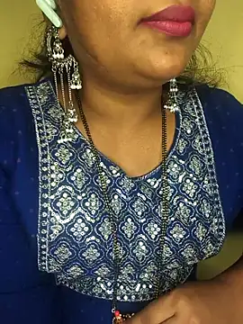 Snapshot of ur_love_kannada1 chatting on May 11, 2026, 4:04 pm ur love kannada1 online show from May 11, 2026, 4:04 pm