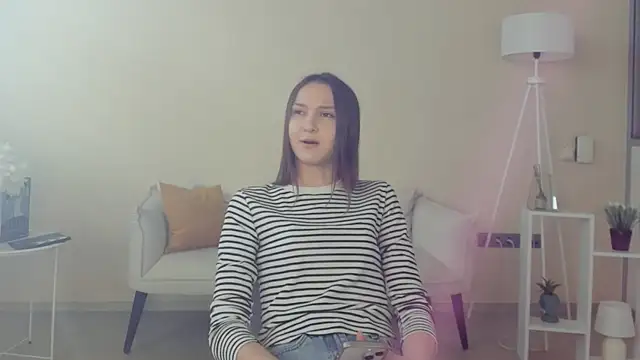 MellieLaliberte online show from April 15, 2026, 1:48 pm