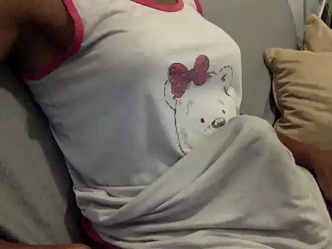 Snapshot of RayanneCampbell-25cm chatting on April 26, 2026, 9:12 pm RayanneCampbell-25cm online show from April 26, 2026, 9:12 pm
