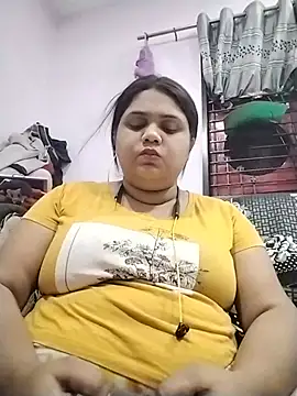 hotsilk21 online show from May 18, 2026, 5:51 pm