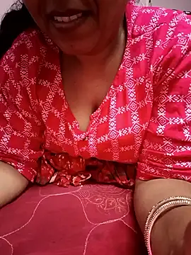 Tamilaunty35 online show from May 3, 2026, 6:00 pm