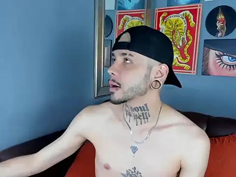 Murdockk online show from May 15, 2026, 1:14 am