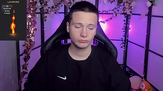 ZackVibe online show from April 15, 2026, 5:13 am