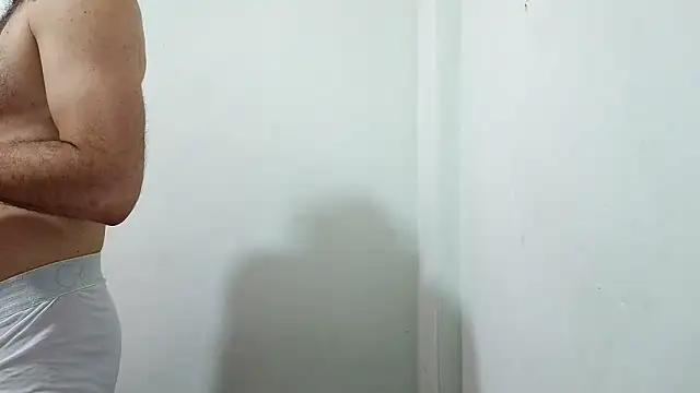 andrew 1520 online show from March 17, 2026, 12:41 pm