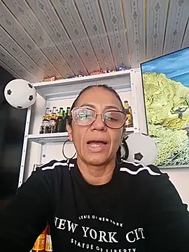 Snapshot of Rouse69__ chatting on June 24, 2026, 1:43 pm Rouse69 online show from June 24, 2026, 1:43 pm