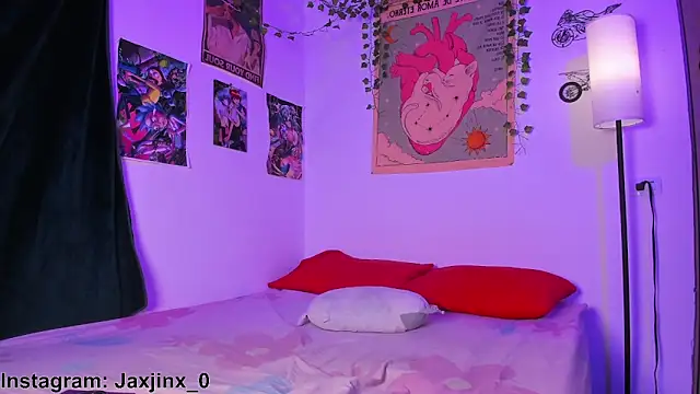Snapshot of JaxJinx chatting on May 22, 2026, 12:30 am JaxJinx online show from May 22, 2026, 12:30 am
