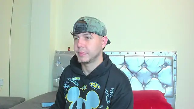 matthew gill online show from April 12, 2026, 2:42 pm