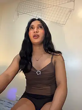 slutty aki online show from June 16, 2026, 4:51 pm