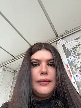 Snapshot of AmeliaBronze chatting on June 15, 2026, 3:07 am AmeliaBronze online show from June 15, 2026, 3:07 am