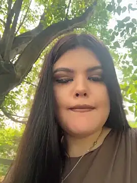 Snapshot of AmeliaBronze chatting on June 18, 2026, 2:10 am AmeliaBronze online show from June 18, 2026, 2:10 am