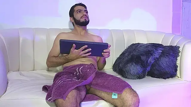 EmmanuelVoss online show from April 18, 2026, 7:58 pm