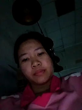 -Tinamo- online show from April 21, 2026, 6:47 pm