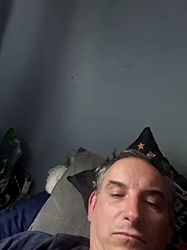 Snapshot of Piotr481 chatting on May 30, 2026, 4:52 am Piotr481 online show from May 30, 2026, 4:52 am