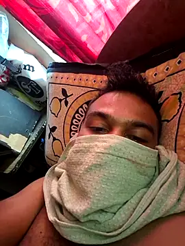 Rishi040493 online show from April 12, 2026, 11:24 am