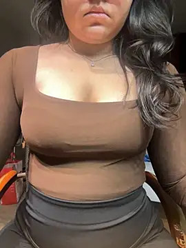 prettybabyyy5 online show from June 7, 2026, 9:25 am