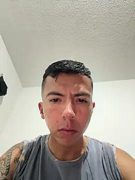 lorvali24 online show from April 13, 2026, 1:42 am