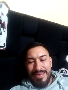 Snapshot of levy__cashx13 chatting on April 13, 2026, 6:50 am levy cashx13 online show from April 13, 2026, 6:50 am