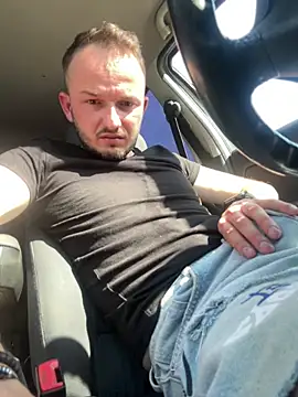 fax4589 online show from April 24, 2026, 8:05 am