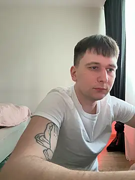 submarine  online show from April 14, 2026, 12:43 pm