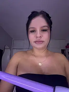 Elara Luxe online show from July 17, 2026, 10:40 pm