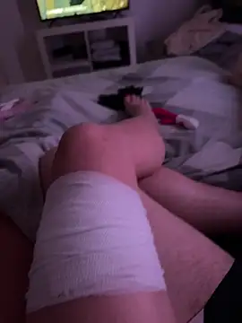 joysexlesb online show from April 27, 2026, 7:34 pm