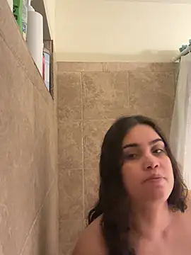 Islandmamita online show from July 10, 2026, 4:56 am