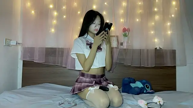 shy pink doll online show from June 8, 2026, 3:12 pm
