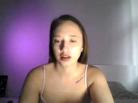 DarkMirel online show from April 17, 2026, 4:54 pm