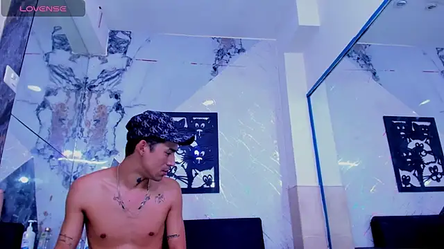 Axxel 26 online show from April 15, 2026, 7:58 pm