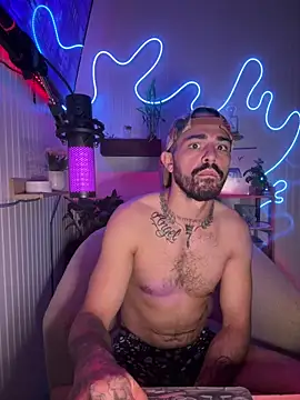 NickyThix online show from April 19, 2026, 3:40 am