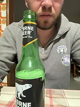 sKizzo69  online show from April 17, 2026, 8:55 pm