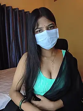 Snapshot of Eva_Elexx chatting on July 13, 2026, 9:14 pm Eva Elexx online show from July 13, 2026, 9:14 pm