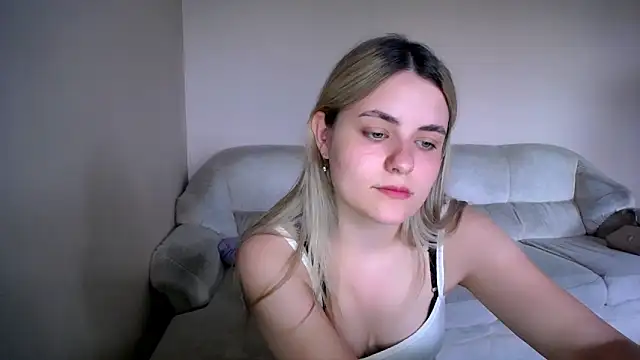  shy sabrina   online show from May 29, 2026, 1:28 pm