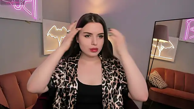 AliceLiador  online show from May 5, 2026, 2:53 pm