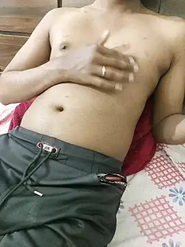 Snapshot of handsomeboyrk chatting on May 8, 2026, 2:10 pm handsomeboyrk online show from May 8, 2026, 2:10 pm