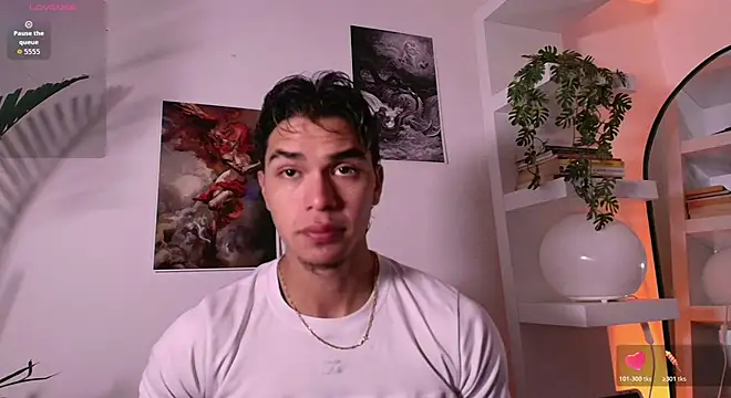 andyypalmer  online show from May 2, 2026, 5:56 am