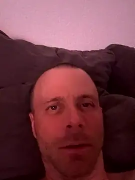 sisaxxxx online show from April 23, 2026, 10:11 pm