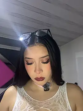 1 daaaniela 7 online show from April 23, 2026, 5:36 am