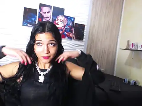 madisom2 online show from April 18, 2026, 2:36 am