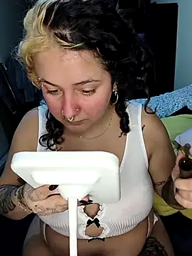  lascivious online show from May 28, 2026, 4:53 am
