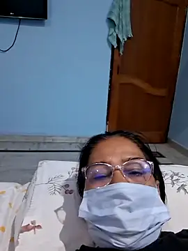 Shalini3456 online show from May 31, 2026, 2:17 am