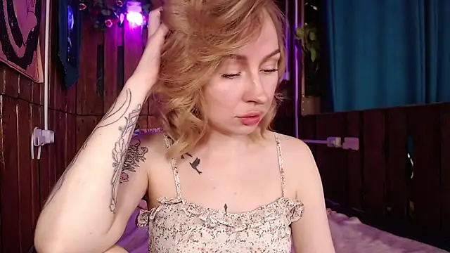 Mimi-Deep online show from June 3, 2026, 6:47 am