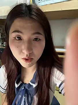 Snapshot of pinkouou chatting on May 10, 2026, 2:19 pm pinkouou online show from May 10, 2026, 2:19 pm