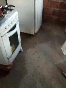  - - putinha - - online show from April 20, 2026, 8:21 pm