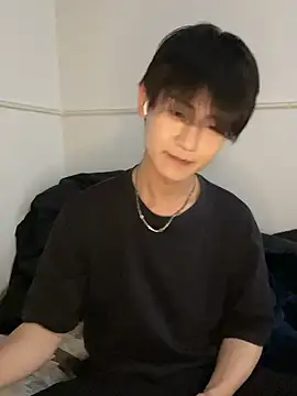 XRIIX online show from April 18, 2026, 12:29 pm