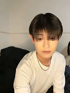 XRIIX online show from April 19, 2026, 12:28 pm