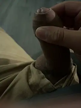 juapifer online show from April 17, 2026, 4:54 pm