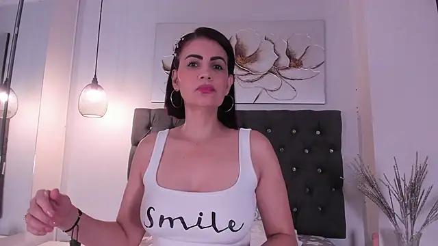 Snapshot of Sofi_Smit chatting on May 4, 2026, 12:19 pm Sofi Smit online show from May 4, 2026, 12:19 pm