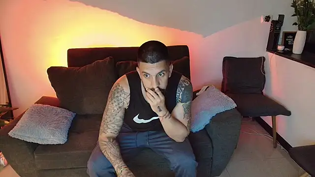 Alyssa and DAngelo online show from July 26, 2026, 3:13 am