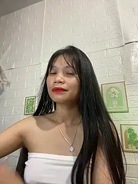 -Lucie-e online show from May 31, 2026, 2:23 pm